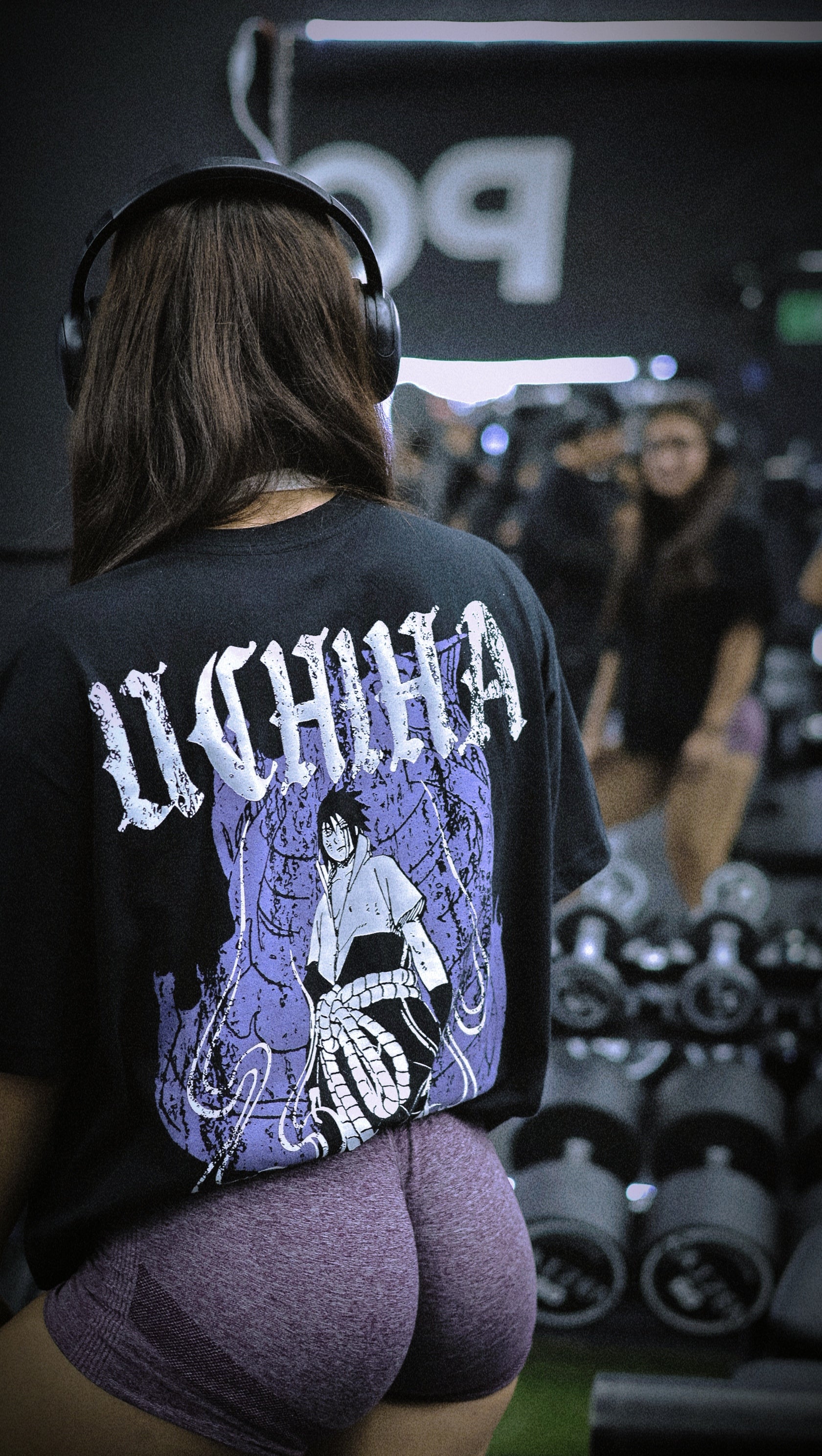 PLAYERA OVERSIZE DE SASUKE UCHIHA